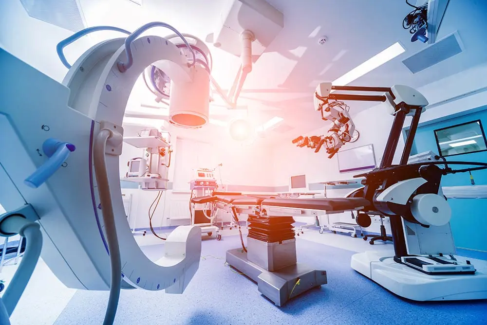 A cutting-edge operating room showcasing advanced medical robotics and imaging technology, illustrating innovation in the US healthcare and medical devices sector 